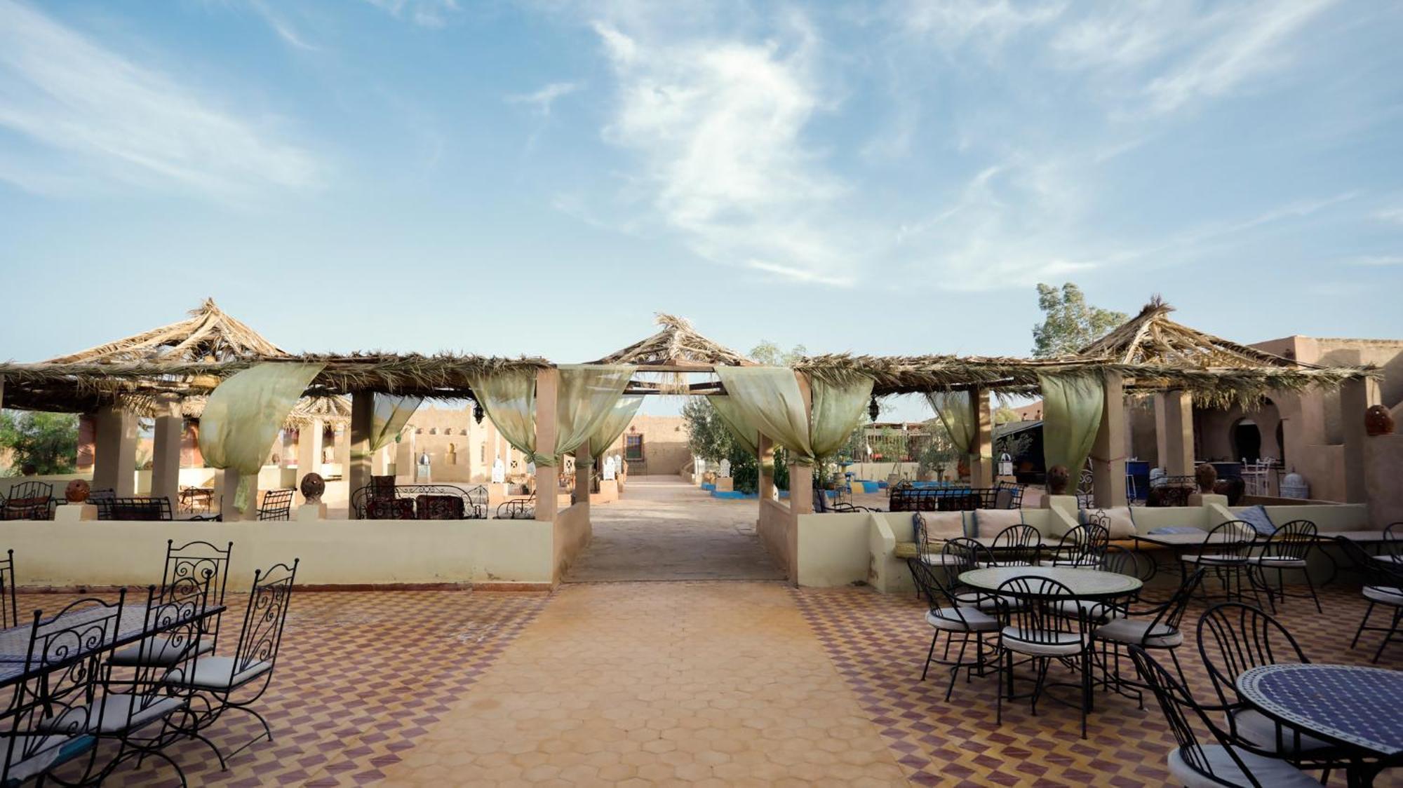 Auberge Sahara Garden Lac Yasmins Exterior photo